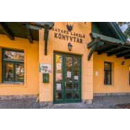 Faluház és Ravasz László Könyvtár